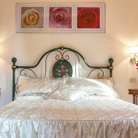 Alojamento de Acomodação e Pequeno-almoço Prati 3*